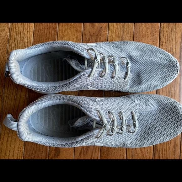 Men’s Nike Roshe running shoes - Picture 3 of 3